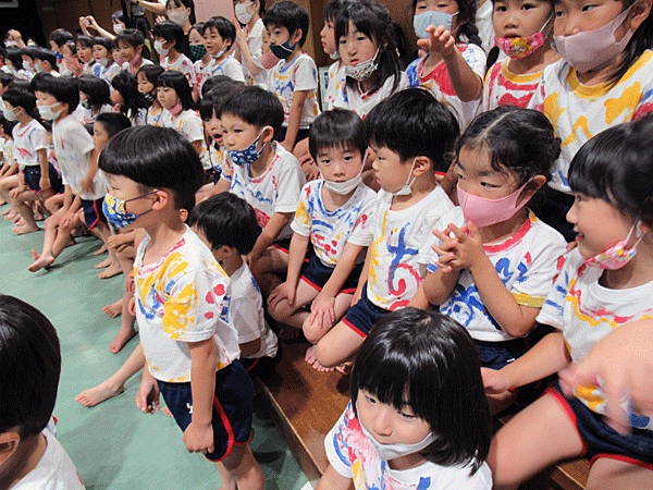 ナイトキャンプ お楽しみ会はっじまるよー 立花愛の園幼稚園